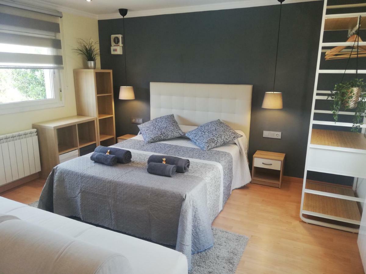 Chung cư studio 30 m² có 1 phòng tắm riêng ở Barbera del Valles Ngoại thất bức ảnh