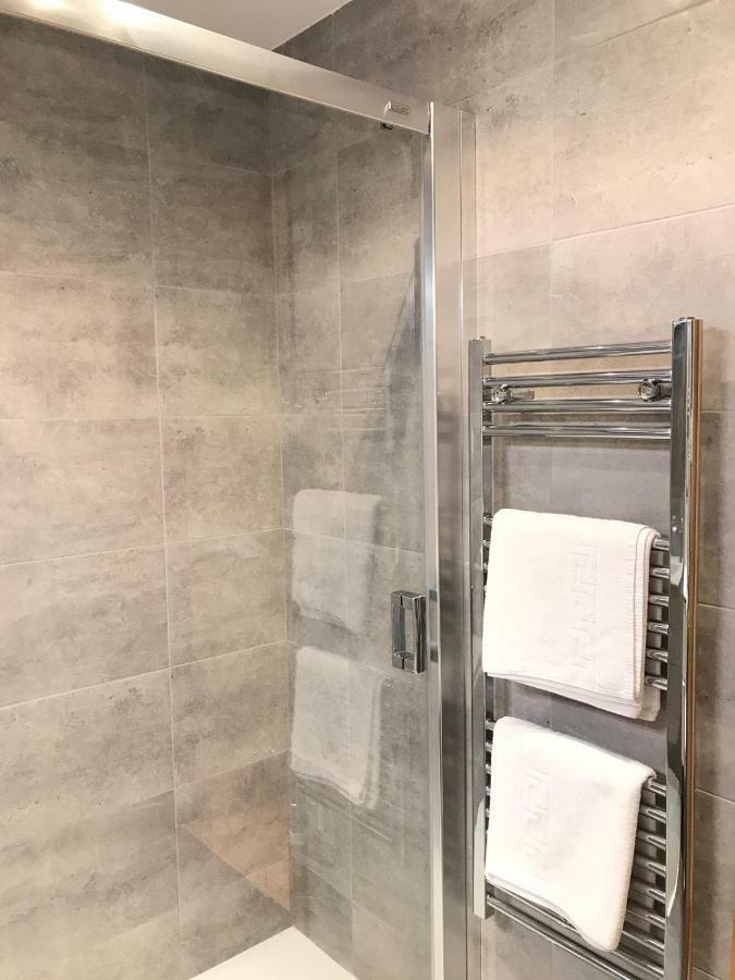 Chung cư studio 30 m² có 1 phòng tắm riêng ở Barbera del Valles Ngoại thất bức ảnh